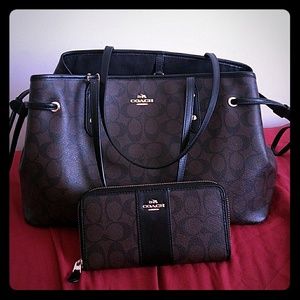 Coach drawstring purse and wallet